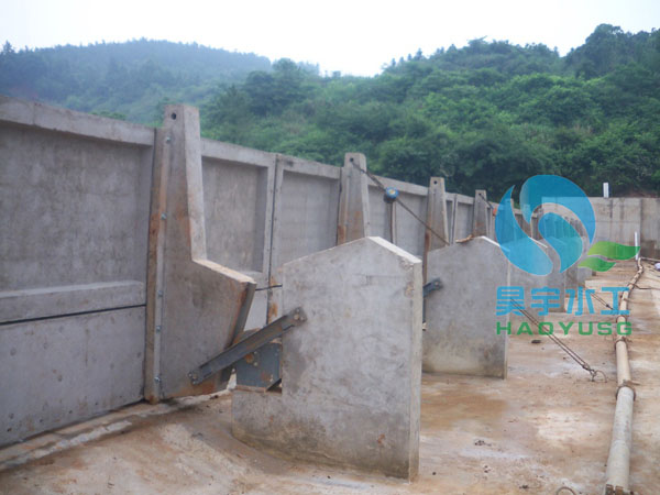 水泥自動翻板壩