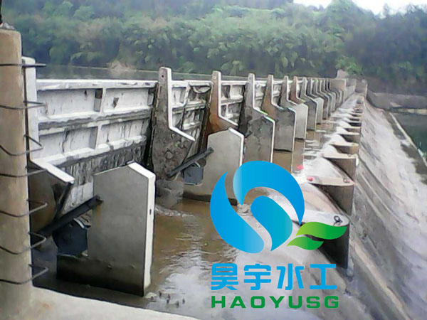 水泥自動(dòng)翻板壩