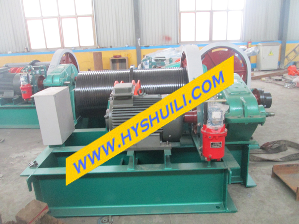 ��P���]�C